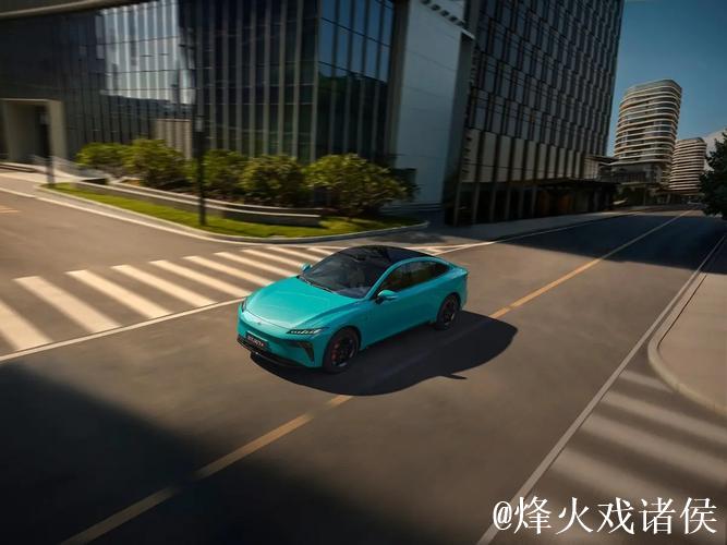 “奕”路同行北马!东风奕派以科技之力 献礼42.195公里的激情 “奕”路同行北马!东风奕派以科技之力 献礼42.195公里的激情